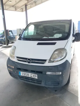 Opel Vivaro 2005