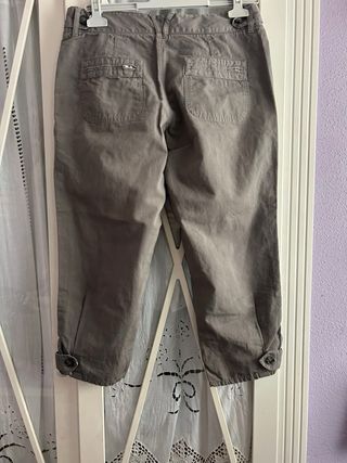 Pantalón capri Massimo Dutti gris