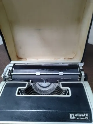 Olivetti Lettera DL Máquina de Escribir