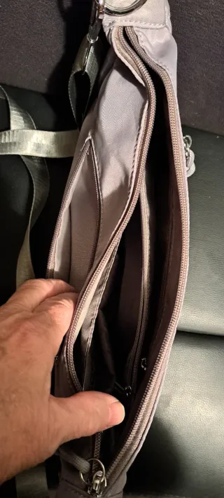 Borsetta impermeabile grigio perla