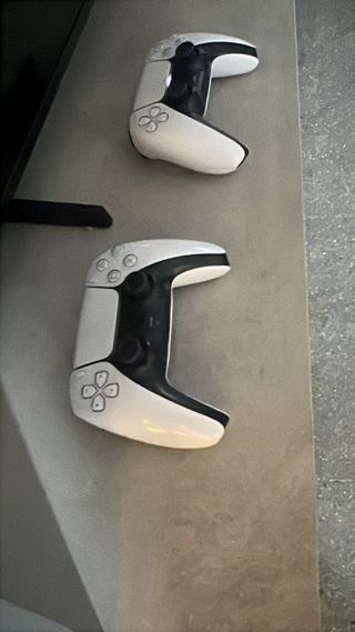 Consola PS5 Digital + 2 Mando DualSense originales