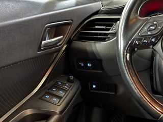 Toyota C-HR 1.8 Hybrid Dynamic 2017