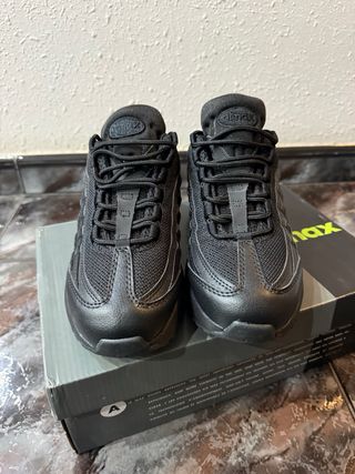 Zapatillas Air Max 95 Essential Black