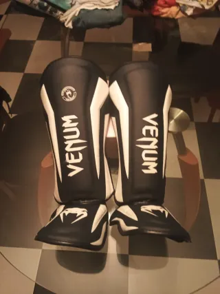 Espinilleras Venum Kick Boxing/K1 Talla M