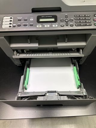 Stampante laser e WiFi Brother MFC-L2700DW