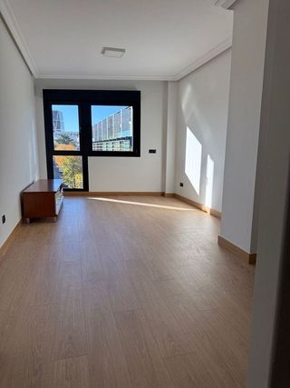 Piso en alquiler en Nueva España en Madrid