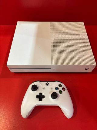 Xbox One S 500GB + Mando Original