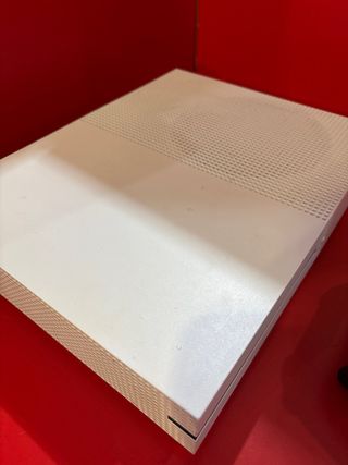 Xbox One S 500GB + Mando Original