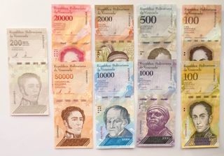 Lote 20 Billetes Venezuela Bolívares