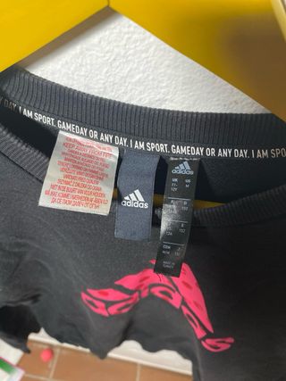 Sudadera Adidas Negra Logo Rosa