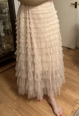 Falda larga de tul y volantes. 44/46