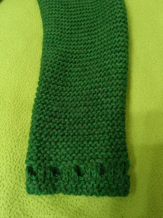 Cárdigan verde con bolsillos