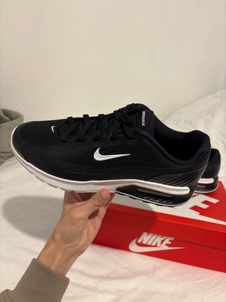 Zapatillas Nike Air Max Bia, Talla 44 Nuevas