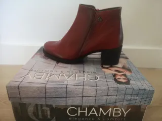 Botín Chamby Piel Burdeos Talla 36