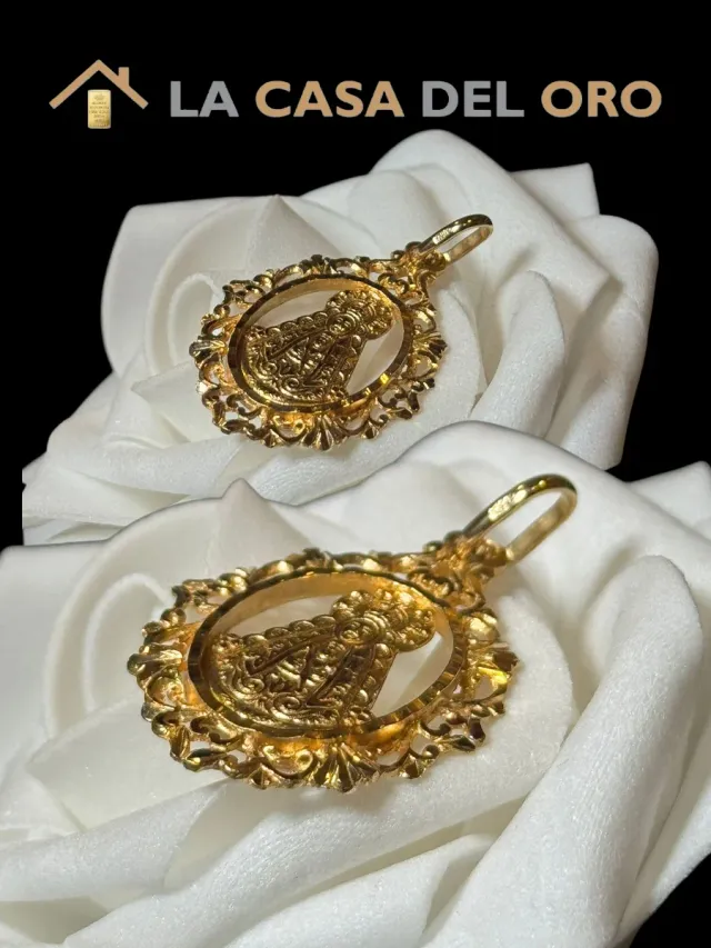 Colgante Virgen del Rocío Oro 18kt
