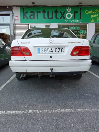 Mercedes-Benz e290 1998