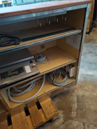 Mostrador de cobro acero inoxidable con ruedas