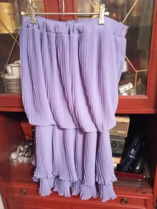 Vestido lila plisado talla L precioso