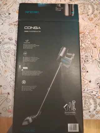 Aspiradora de mano y escoba