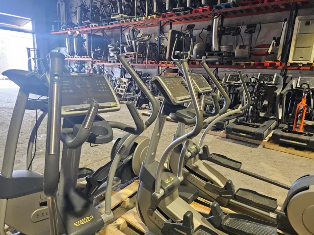 Elíptica Technogym Synchro 700