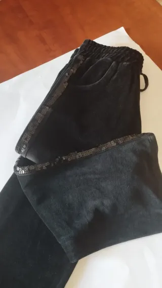 Pantalón chándal Zara negro lentejuelas