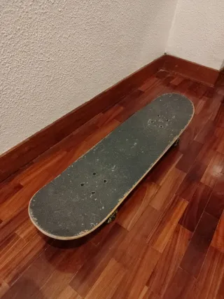 Monopatín Se ha usado muy poco.