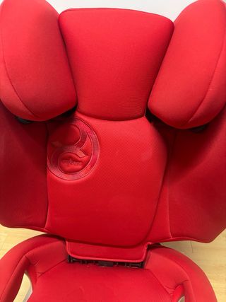 Silla de coche Cybex roja