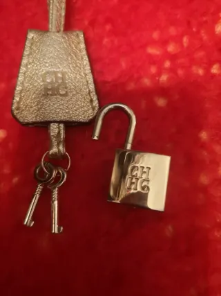 Candado y Llaves CH Carolina Herrera Dorado