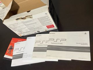 Caja vacía Sony PSP Piano Black y Street