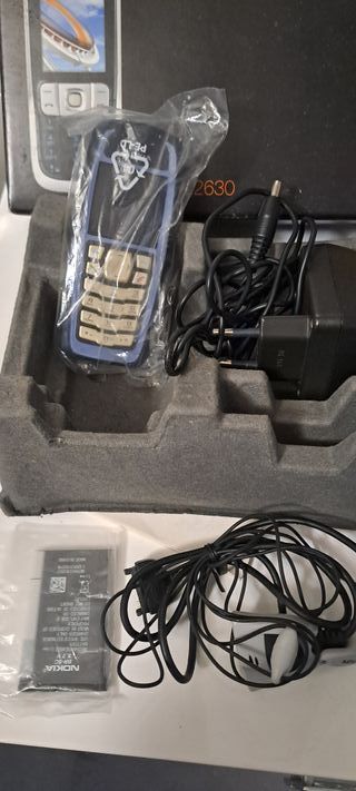 Móvil Nokia 2630 Negro Retro