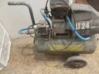 Compresor de aire LT24 1.5 HP