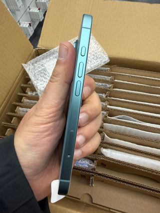 iPhone 16 128GB Verde