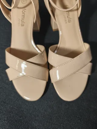 Zapatos tacón nude talla 37