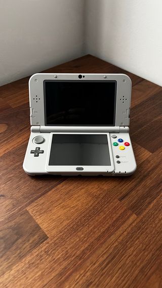 New Nintendo 3DS XL SNES Edition
