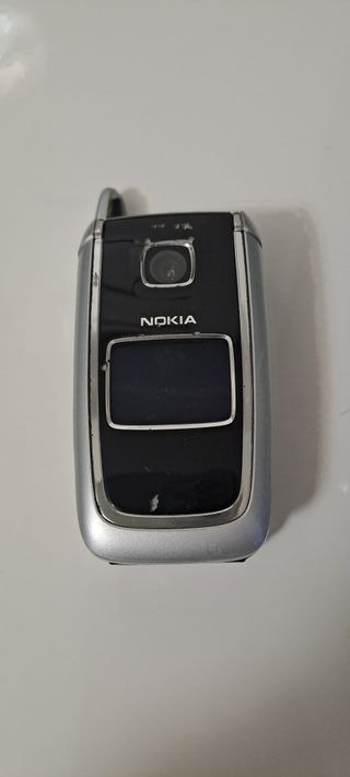 Móvil Nokia Retro Negro/Plateado (No Funciona)