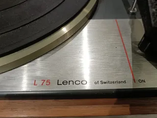 Piatto giradischi Lenco L75
