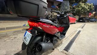Moto scooter ZONTES 125M en buen estado!!