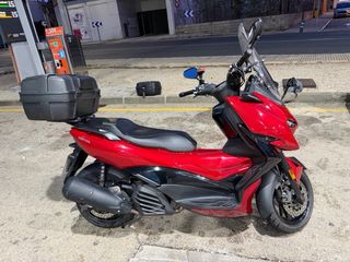 Moto scooter ZONTES 125M en buen estado!!