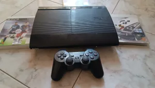 PlayStation 3 Super Slim 500GBhen