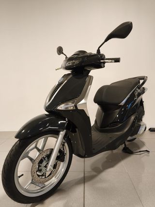 Piaggio Liberty 125cc Negra