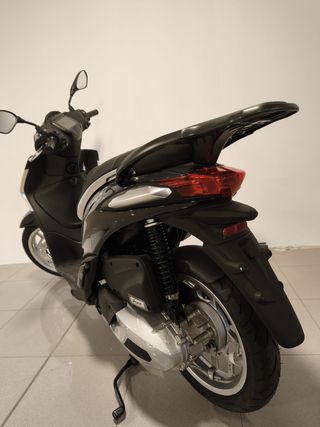 Piaggio Liberty 125cc Negra