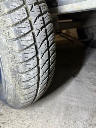 Remolque ligero con papeles