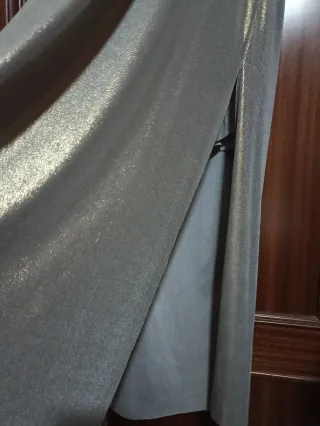 Vestido largo dorado champán