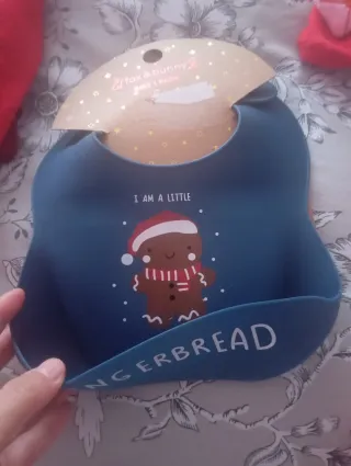 Babero de silicona con diseño de jengibre