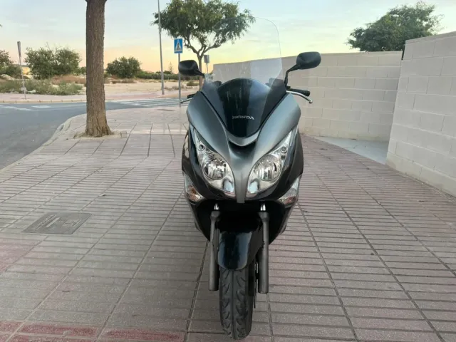 HONDA SW-T400CC IMPECABLE ITV 2027