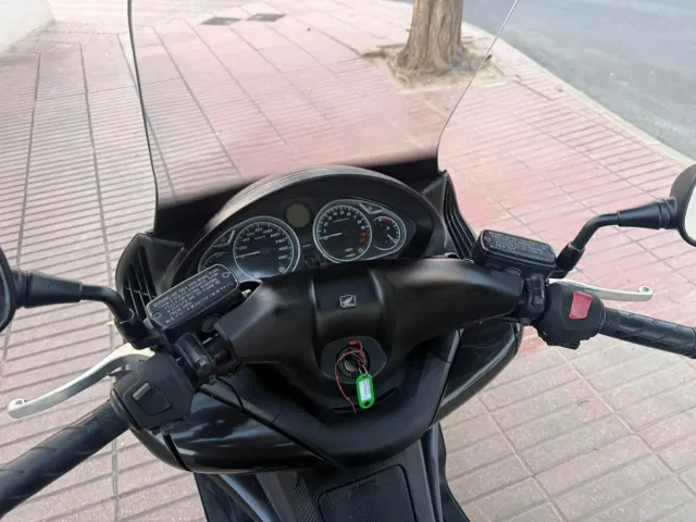 HONDA SW-T400CC IMPECABLE ITV 2027