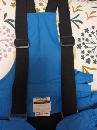 Pantalón y chaqueta de esquí