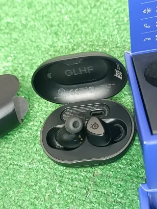 SteelSeries Arctis Gamebuds