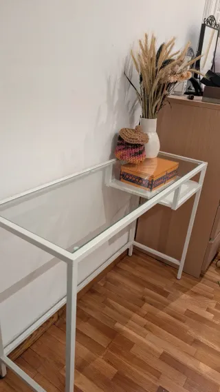 Tocador blanco con cristal