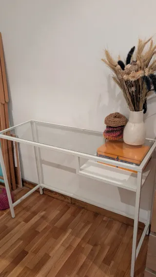 Tocador blanco con cristal